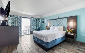 Crystal Coast Oceanfront Hotel
